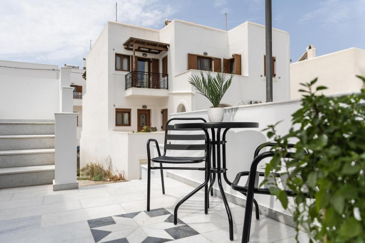 George'S Apartments Naxos City Bagian luar foto